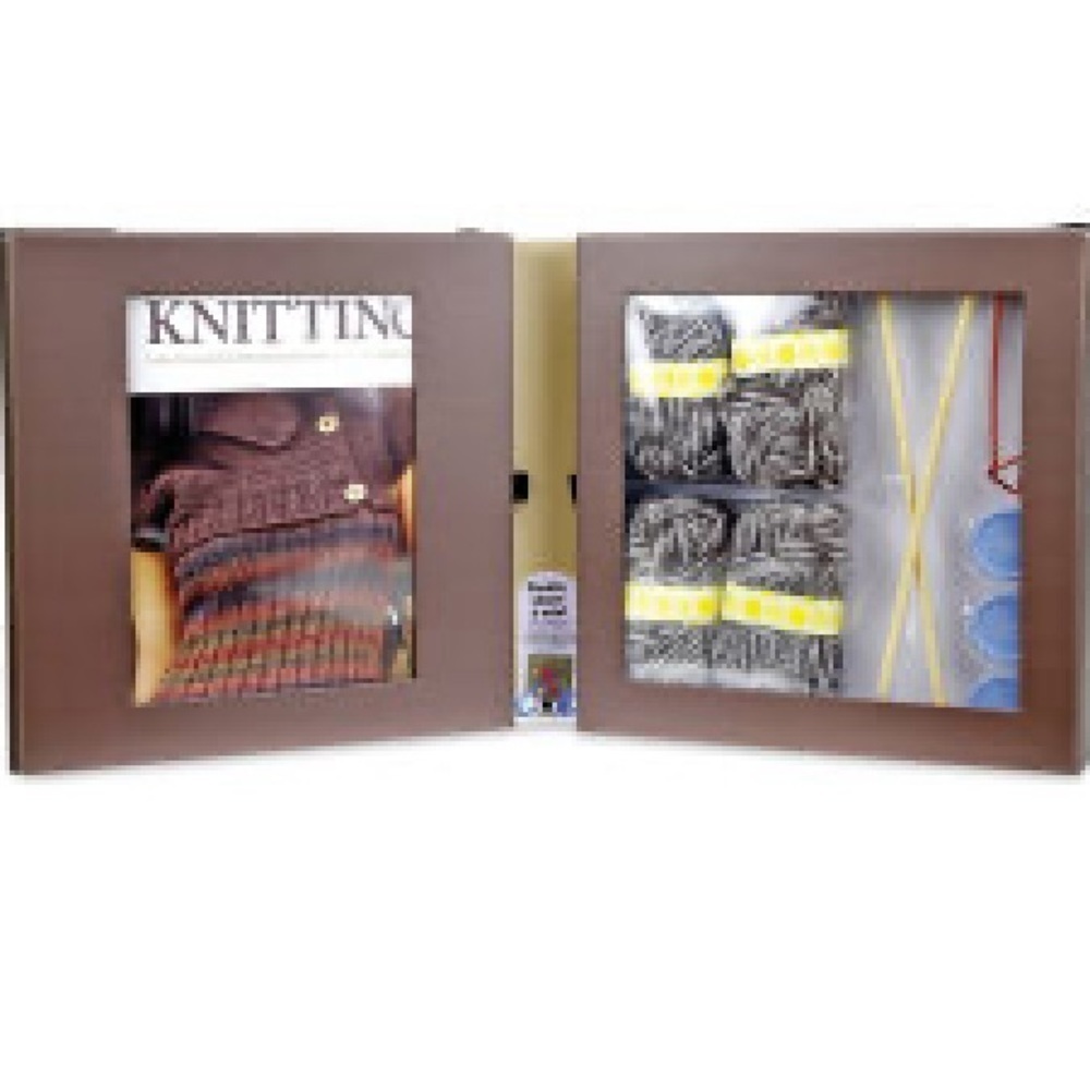 NEW. SpiceBox Introduction To Knitting Kit. - Picture 2 of 11